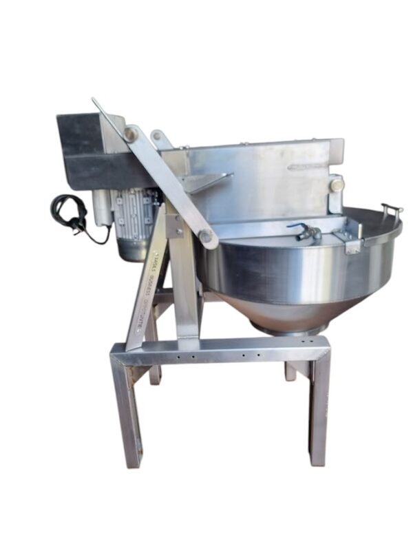 Tilting Bowl Plucker
